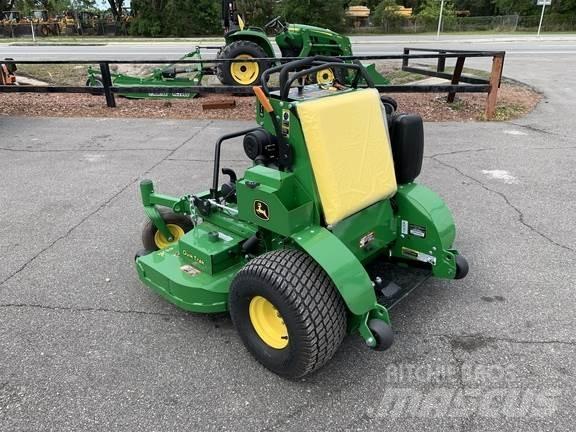 John Deere 652R Reitermäher