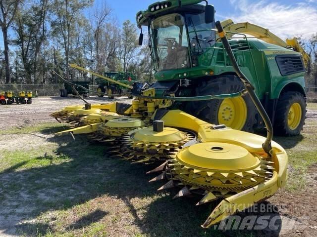 John Deere 772 Sonstige Grünlandgeräte