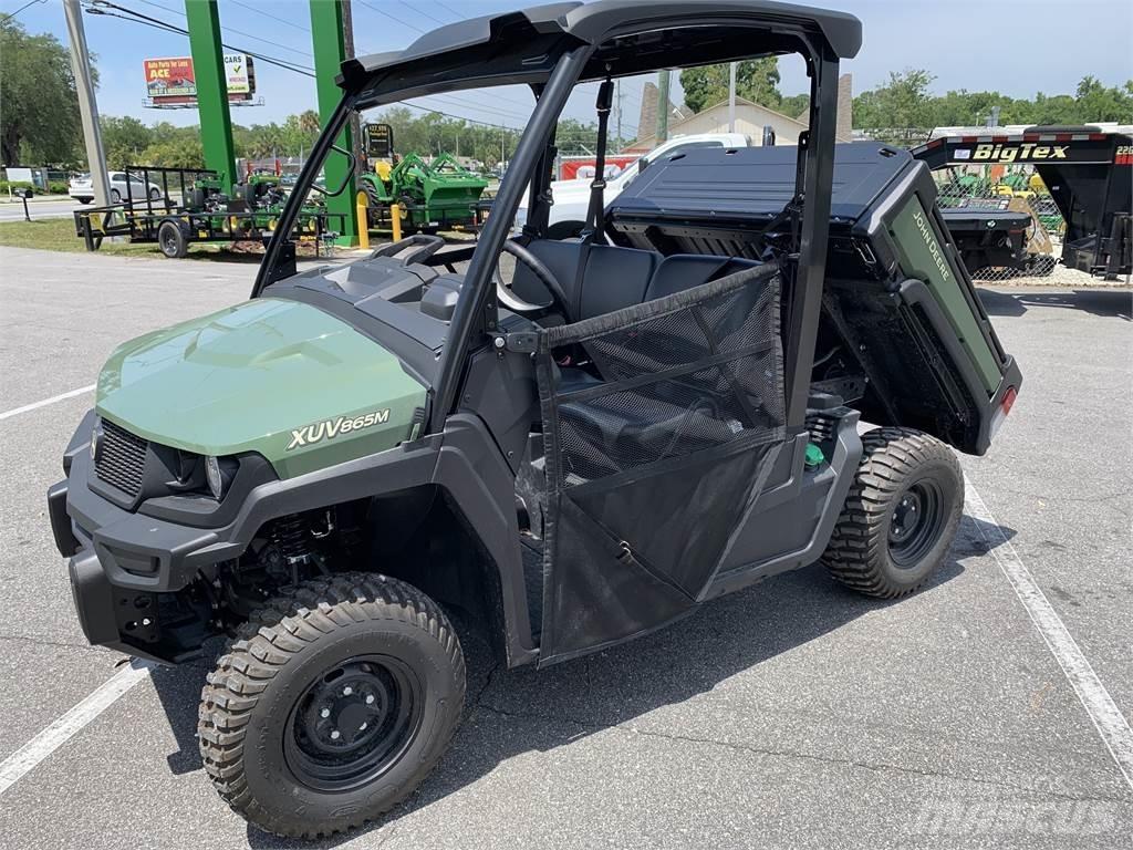 John Deere 865M Arbeitsfahrzeuge