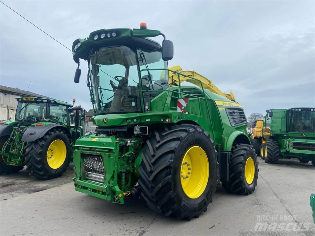 John Deere 9700 Feldhäcksler