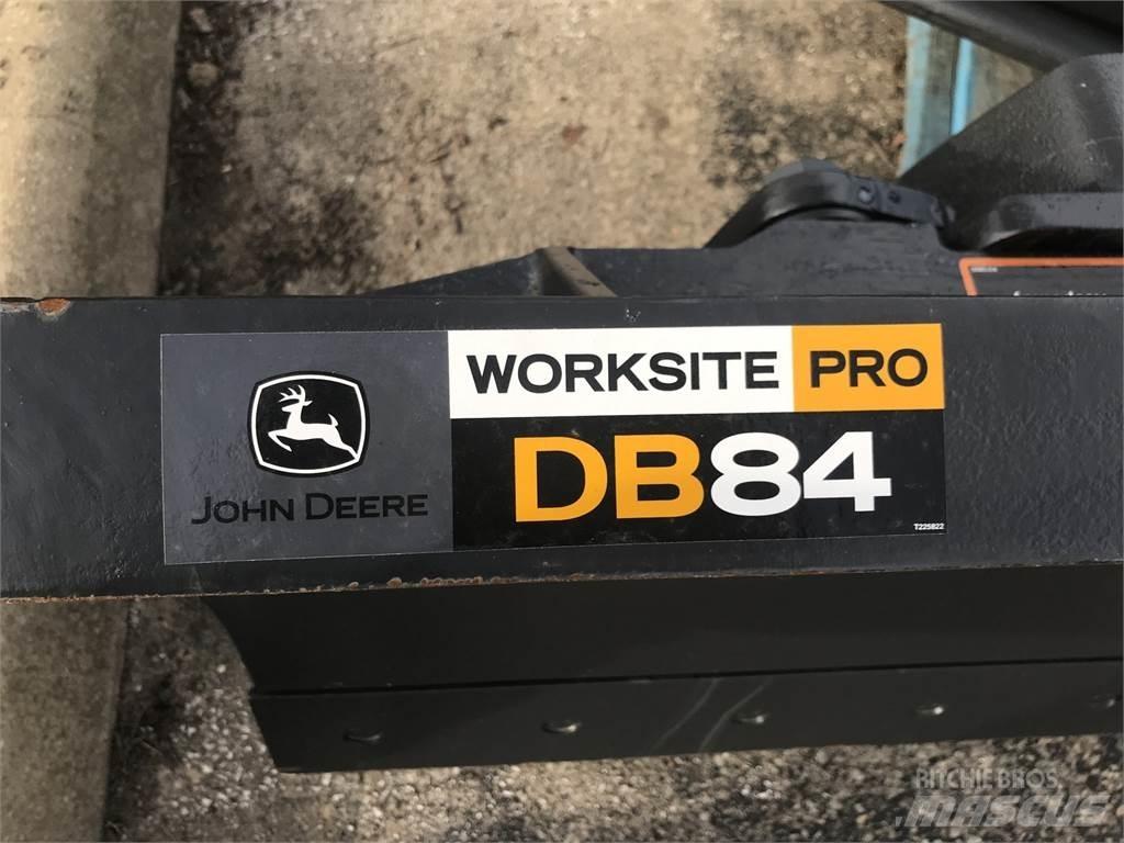 John Deere DB84 Sonstige Baumaschinen