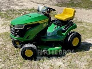 John Deere S100 Reitermäher