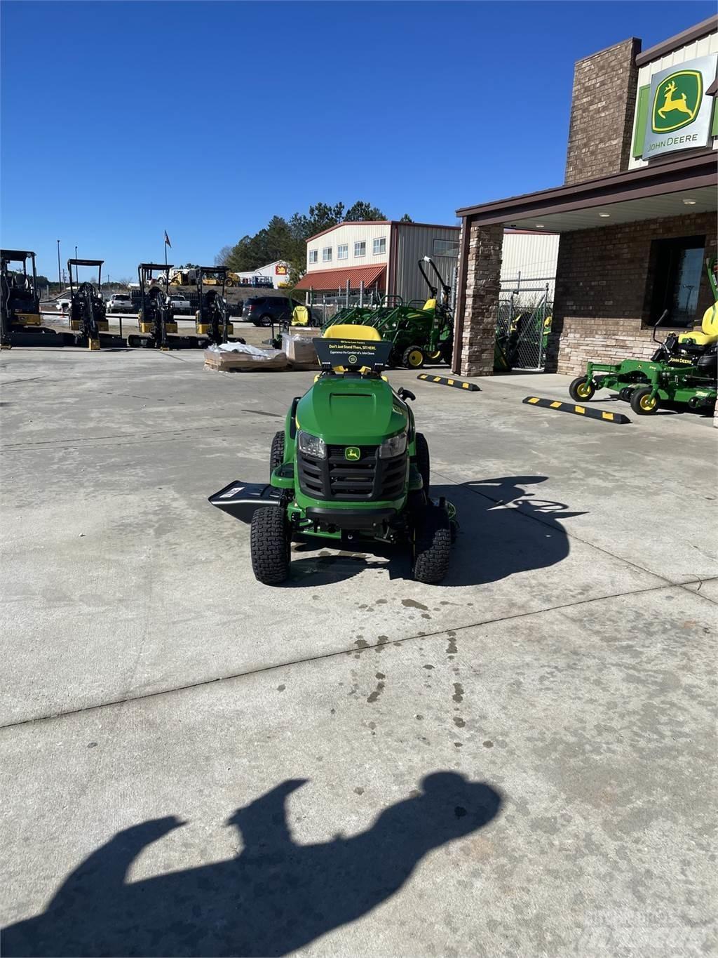 John Deere S110 Reitermäher