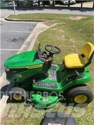 John Deere S110 Reitermäher