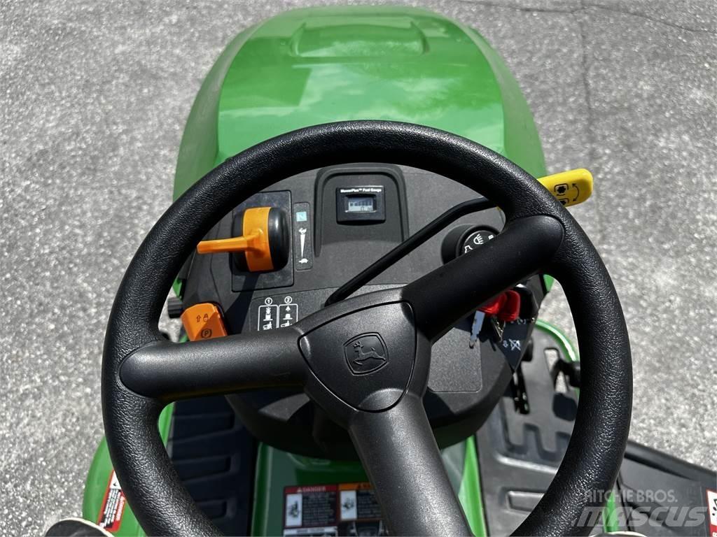 John Deere S120 Reitermäher