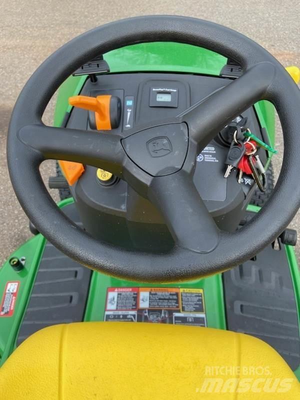John Deere S120 Reitermäher