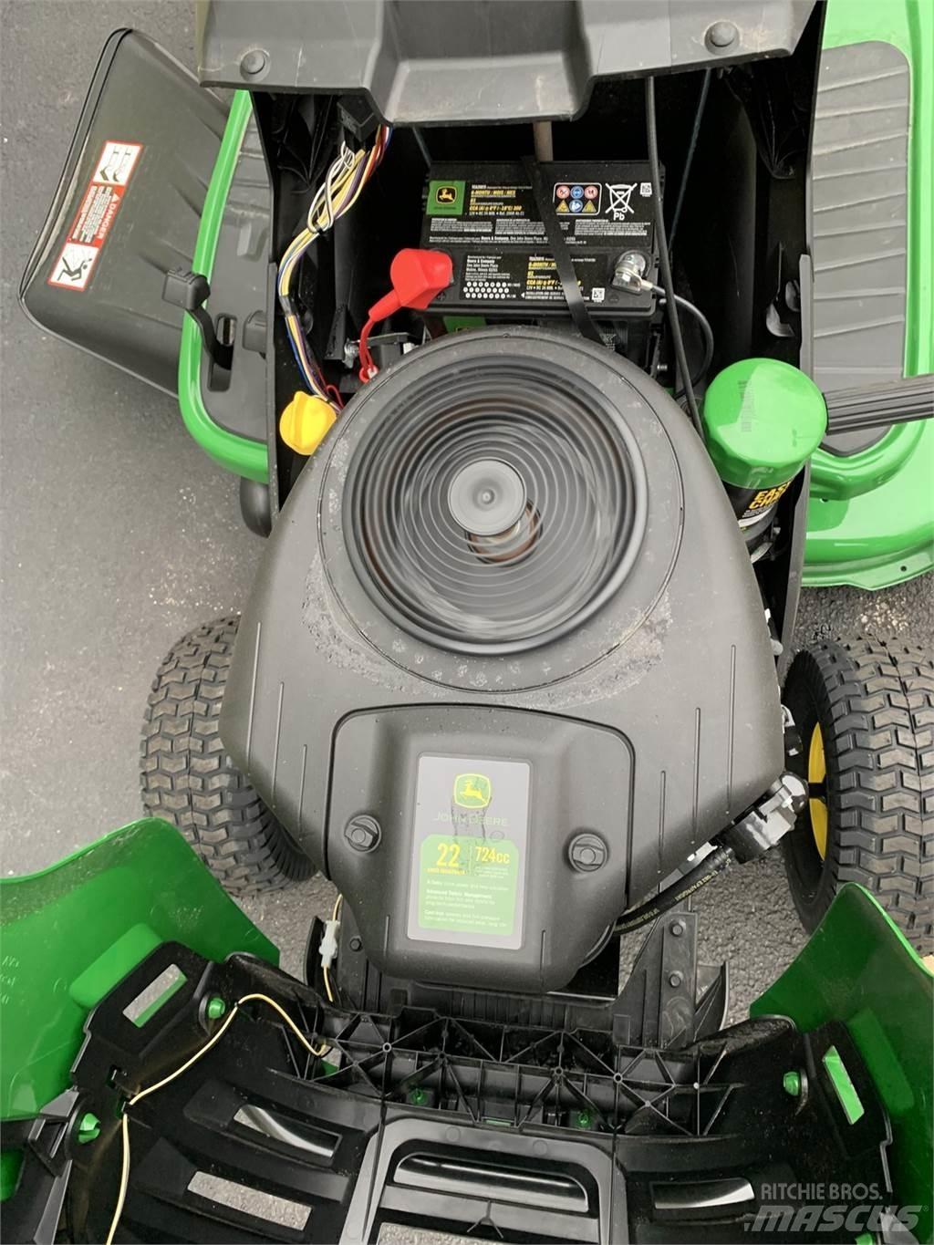 John Deere S130 Reitermäher