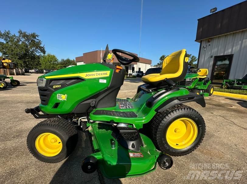 John Deere S180 Kleintraktoren