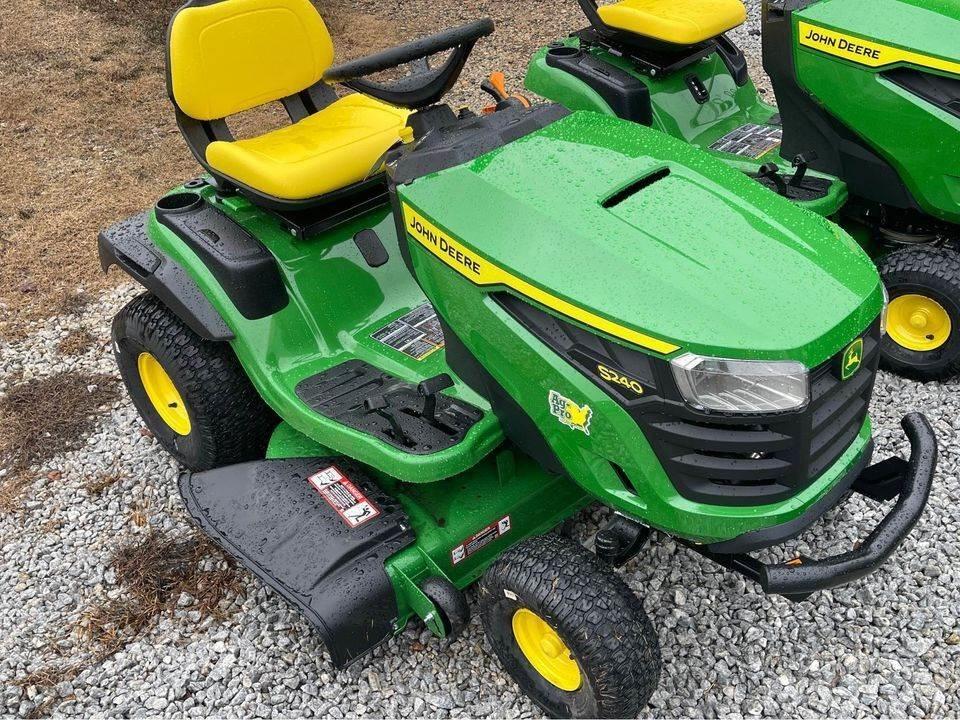John Deere S240 Kleintraktoren