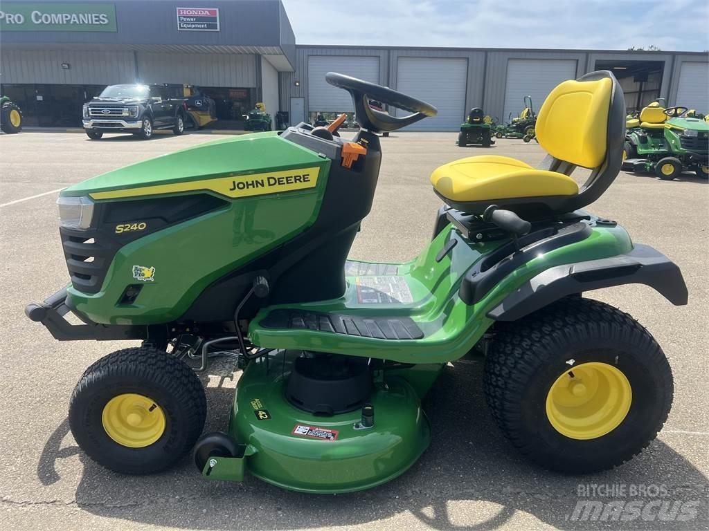 John Deere S240 Kleintraktoren
