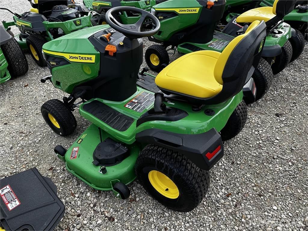 John Deere S240 Kleintraktoren