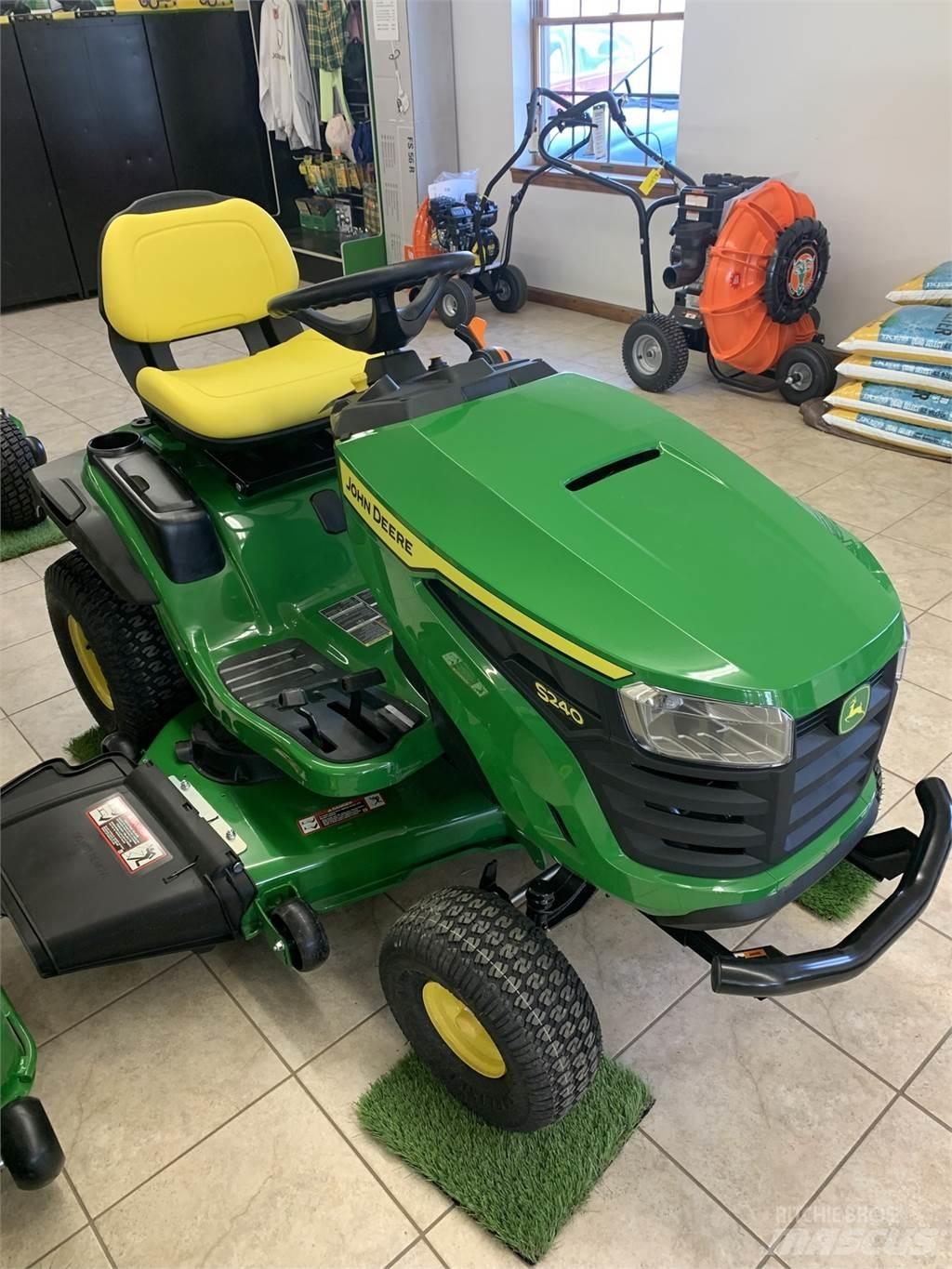John Deere S240 Kleintraktoren