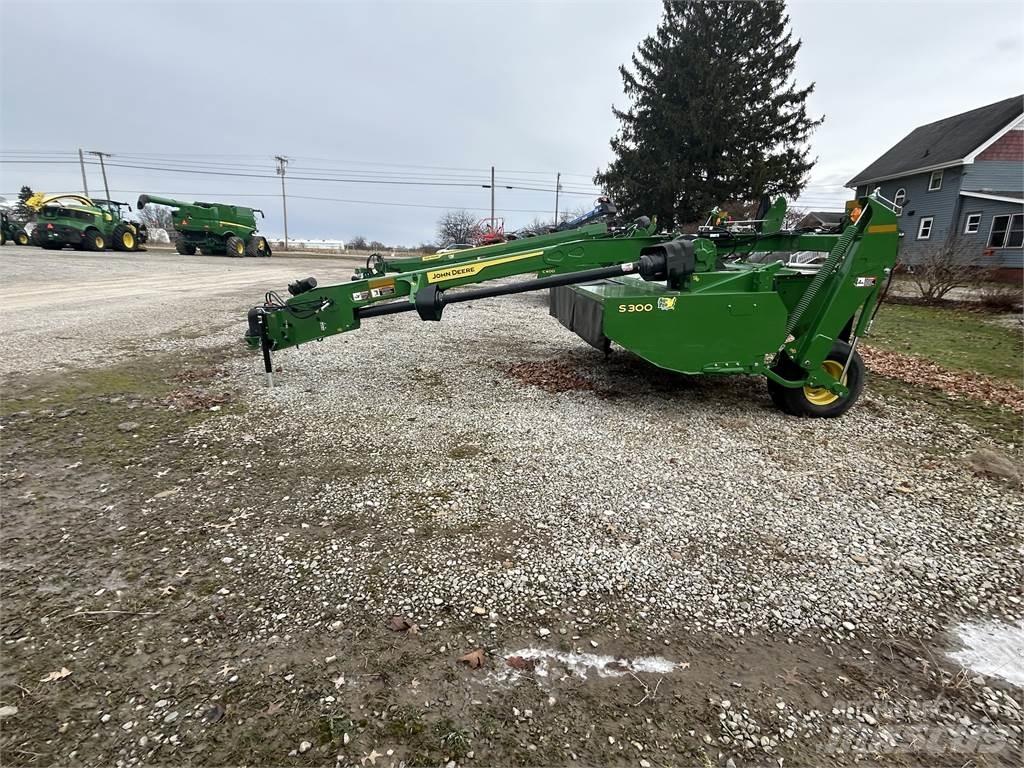 John Deere S300 Mähwerke