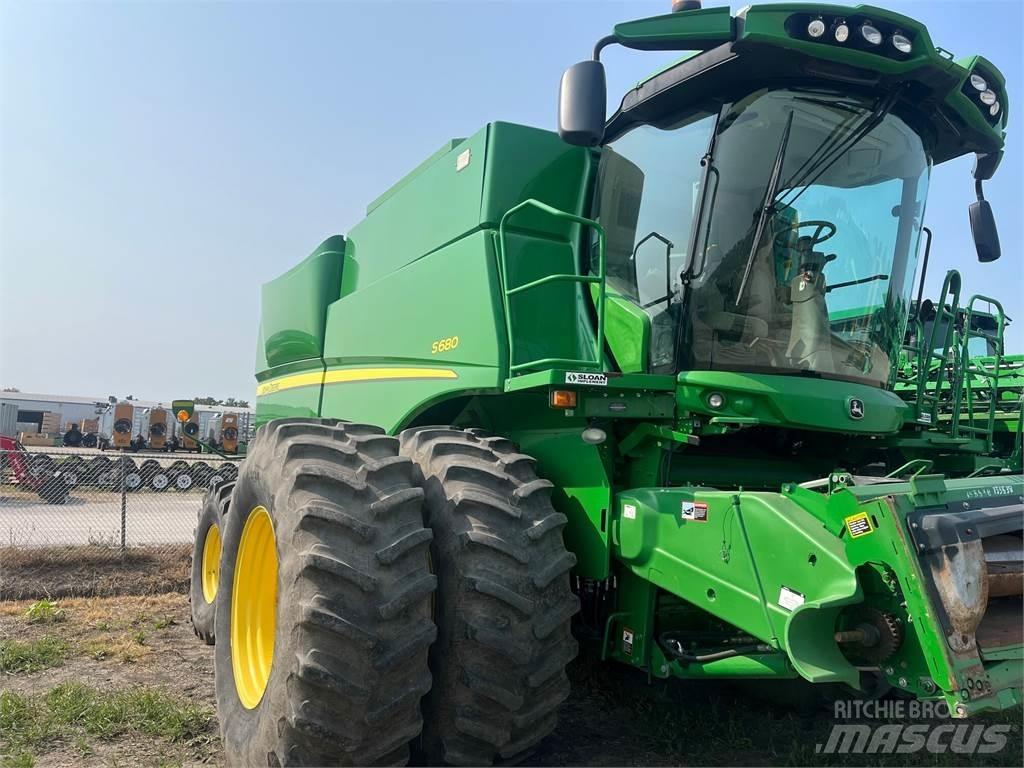 John Deere S680 Mähdrescher