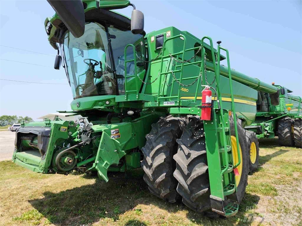 John Deere S680 Mähdrescher