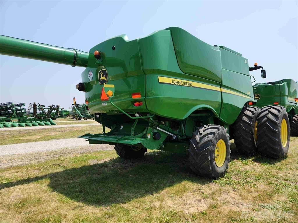 John Deere S680 Mähdrescher