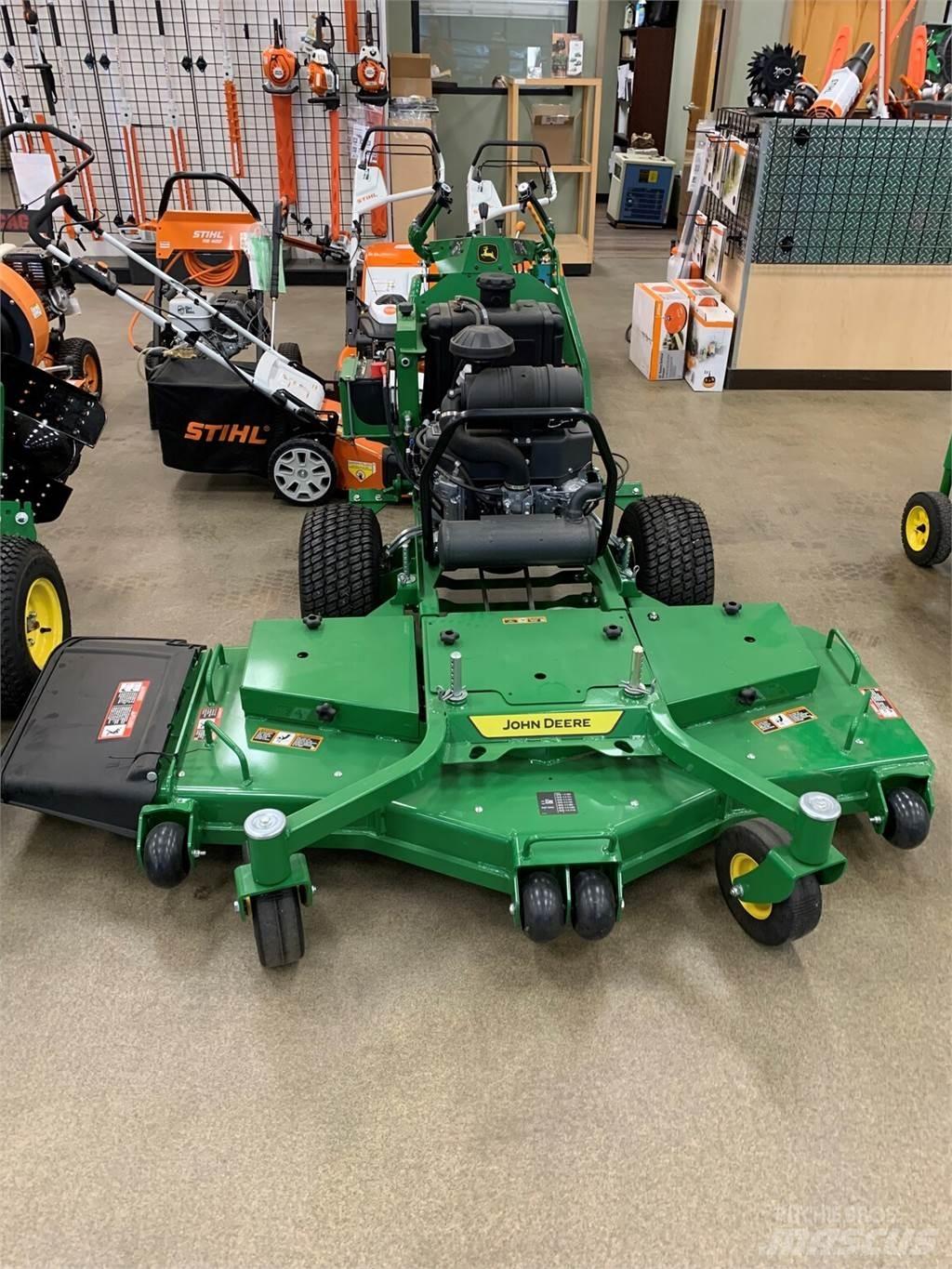 John Deere W61R Mäher
