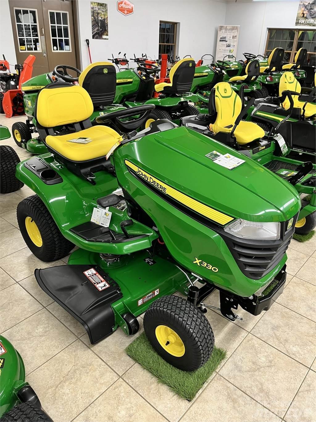 John Deere X330 Kleintraktoren