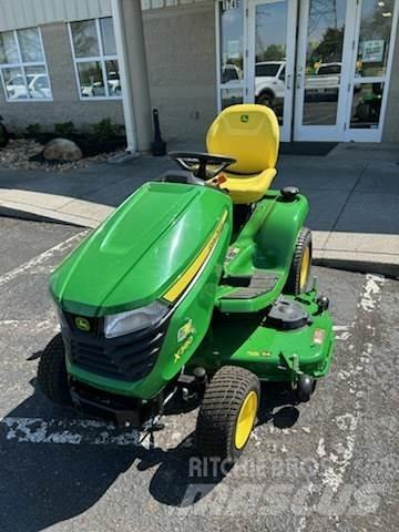 John Deere X380 Reitermäher