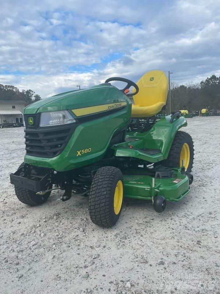 John Deere X580 Reitermäher