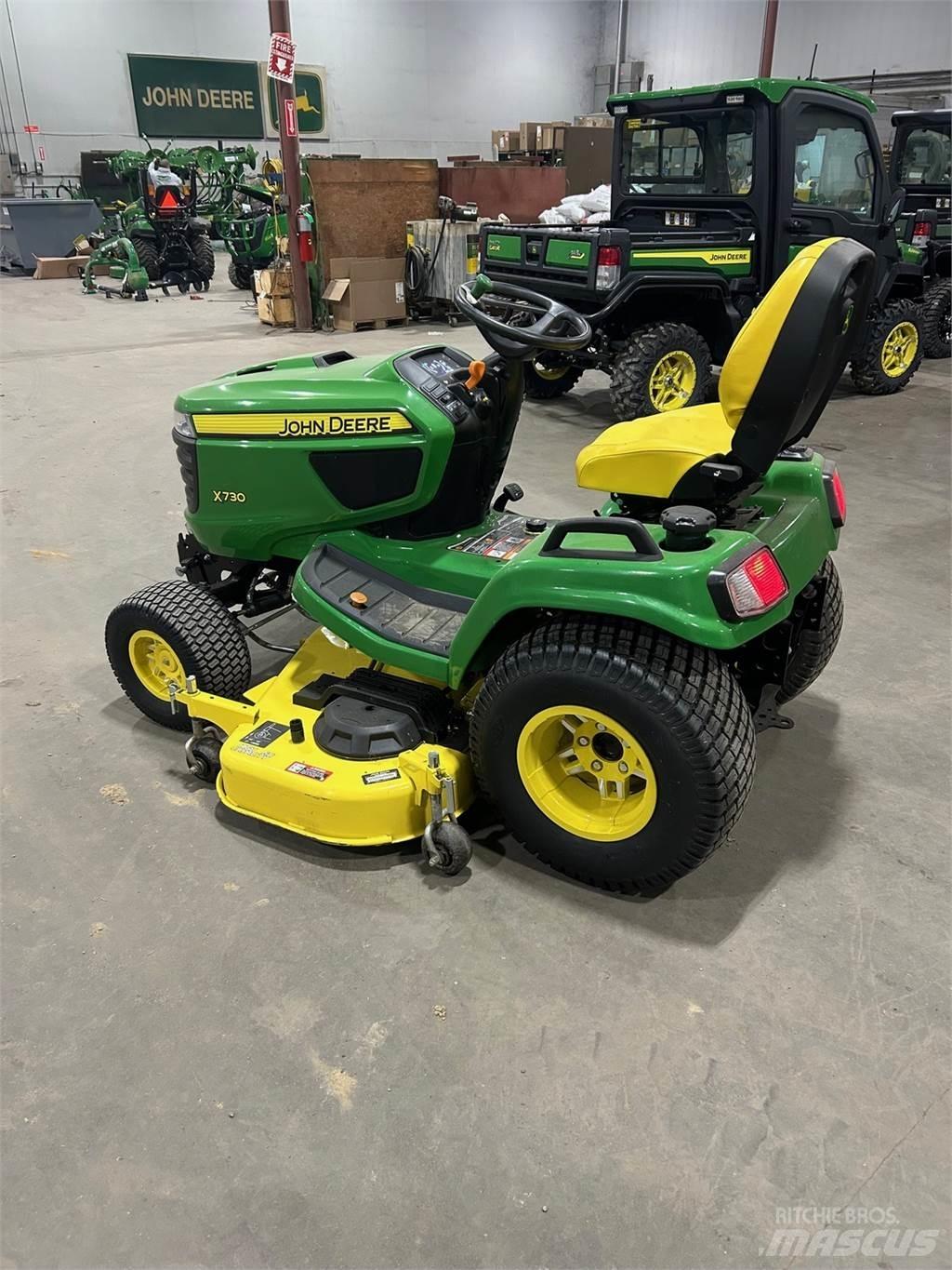 John Deere X730 Kleintraktoren