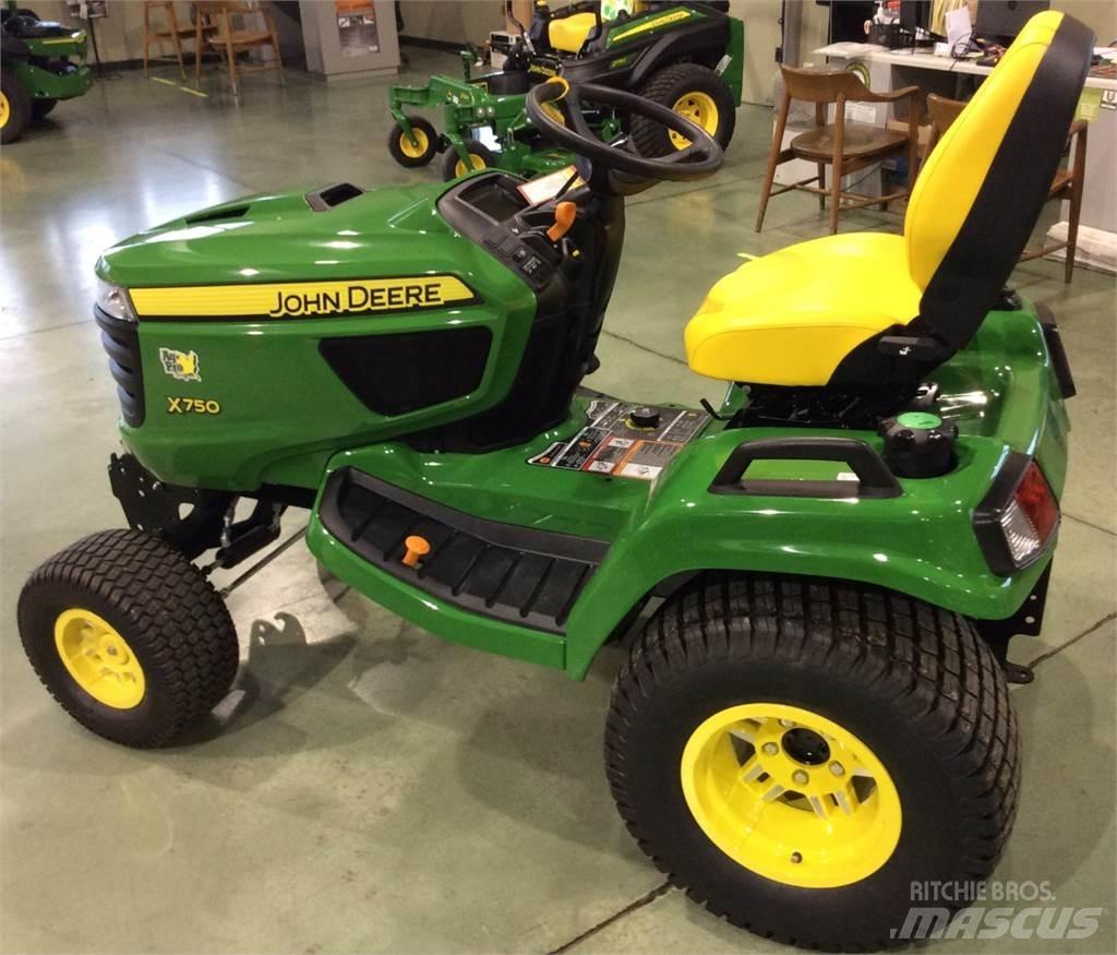 John Deere X750 Kleintraktoren