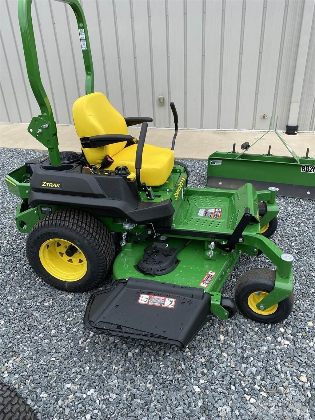 John Deere Z720E Null-Wendekreis Mäher