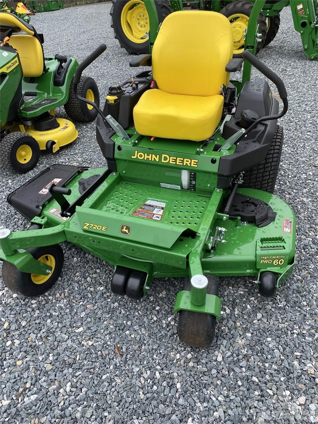 John Deere Z720E Null-Wendekreis Mäher