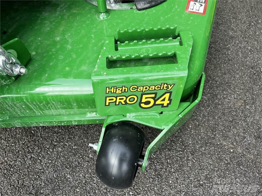 John Deere Z720E Null-Wendekreis Mäher