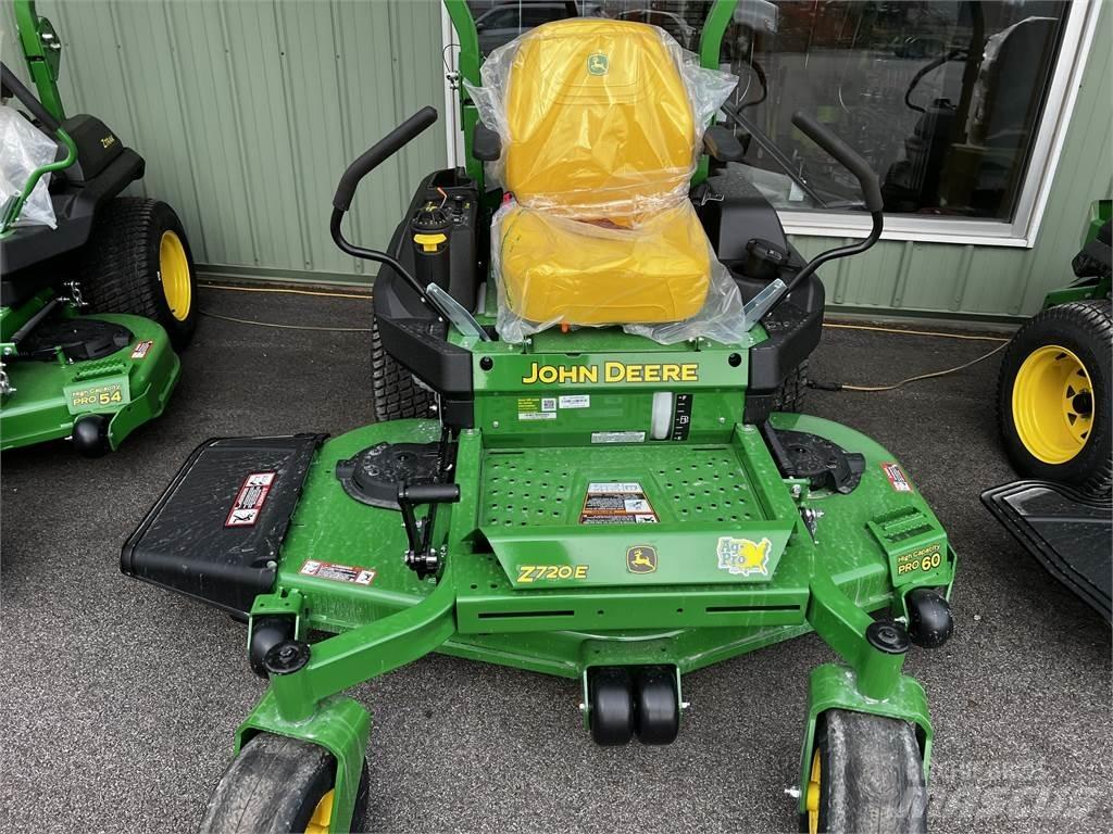 John Deere Z720E Null-Wendekreis Mäher