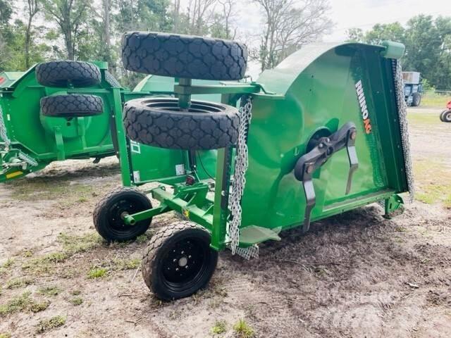 Rhino 2150 Ballenschredder, -schneider und -wickler