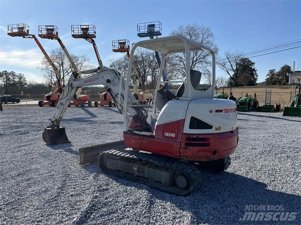 Takeuchi TB240 Minibagger < 7t
