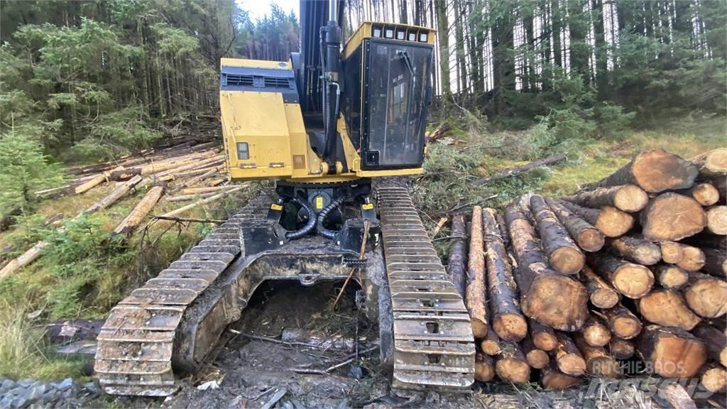 Tigercat 822 Harvester