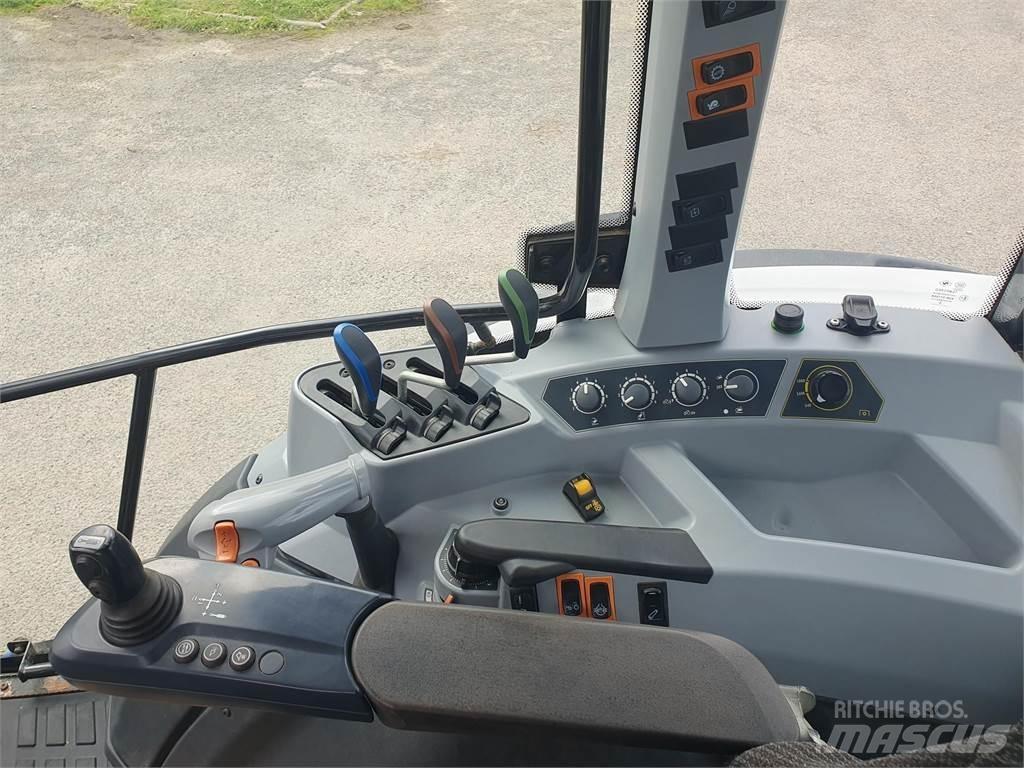 Valtra A104 Traktoren