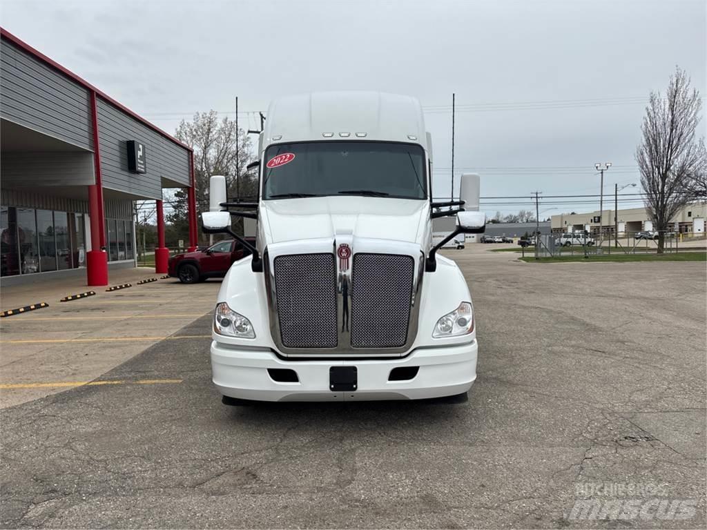 Kenworth T680 Sattelzugmaschinen