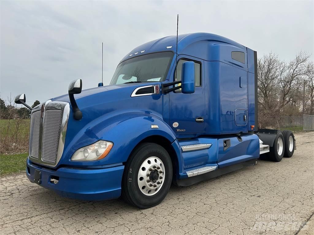 Kenworth T680 Sattelzugmaschinen