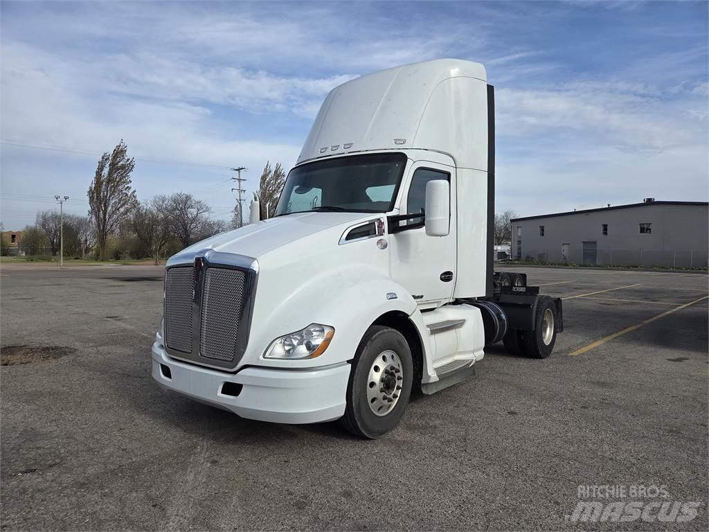 Kenworth T680 Sattelzugmaschinen