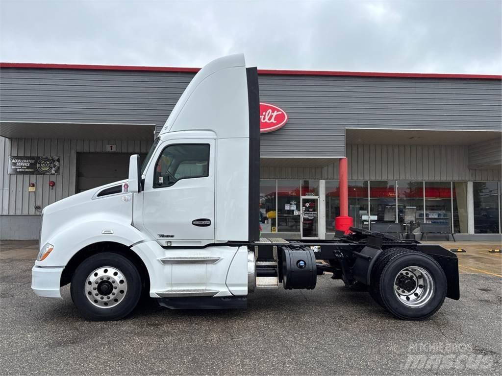 Kenworth T680 Sattelzugmaschinen