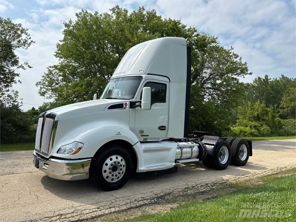 Kenworth T680 Sattelzugmaschinen