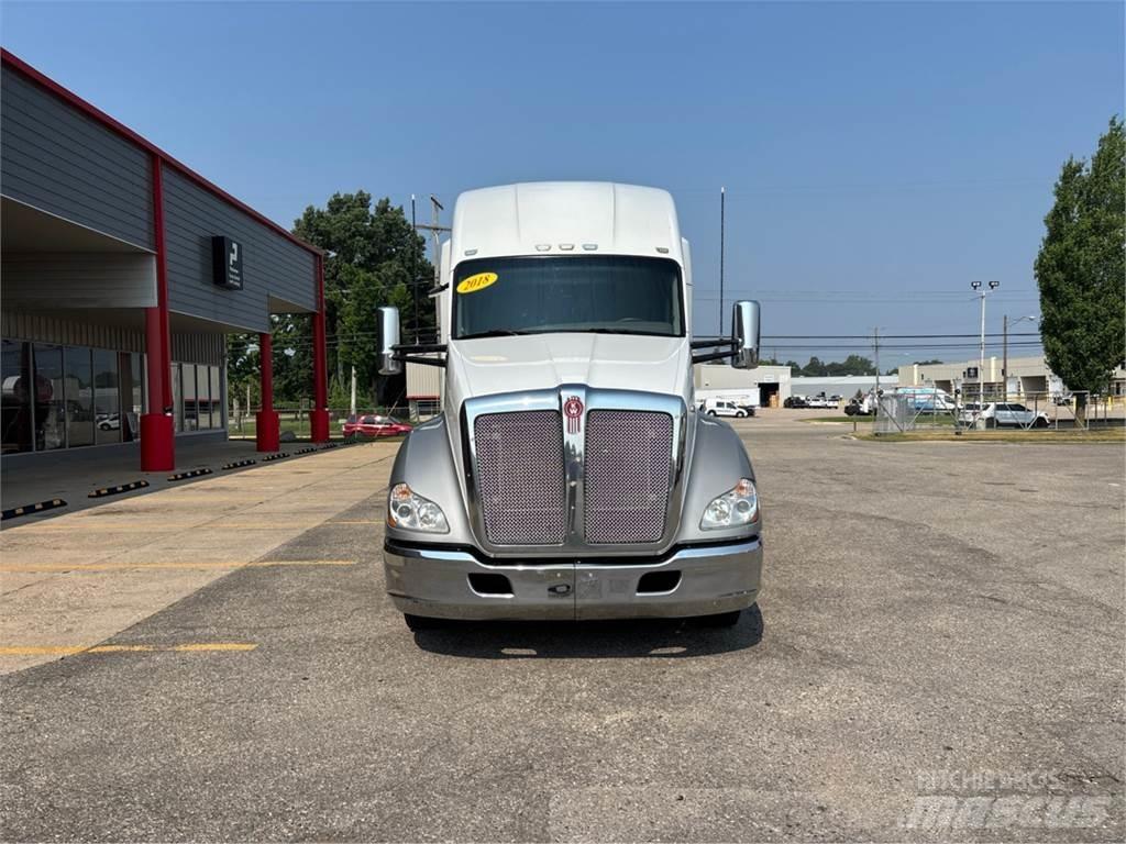 Kenworth T680 Sattelzugmaschinen
