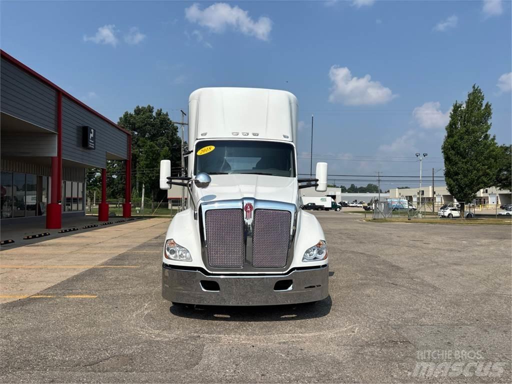Kenworth T680 Sattelzugmaschinen