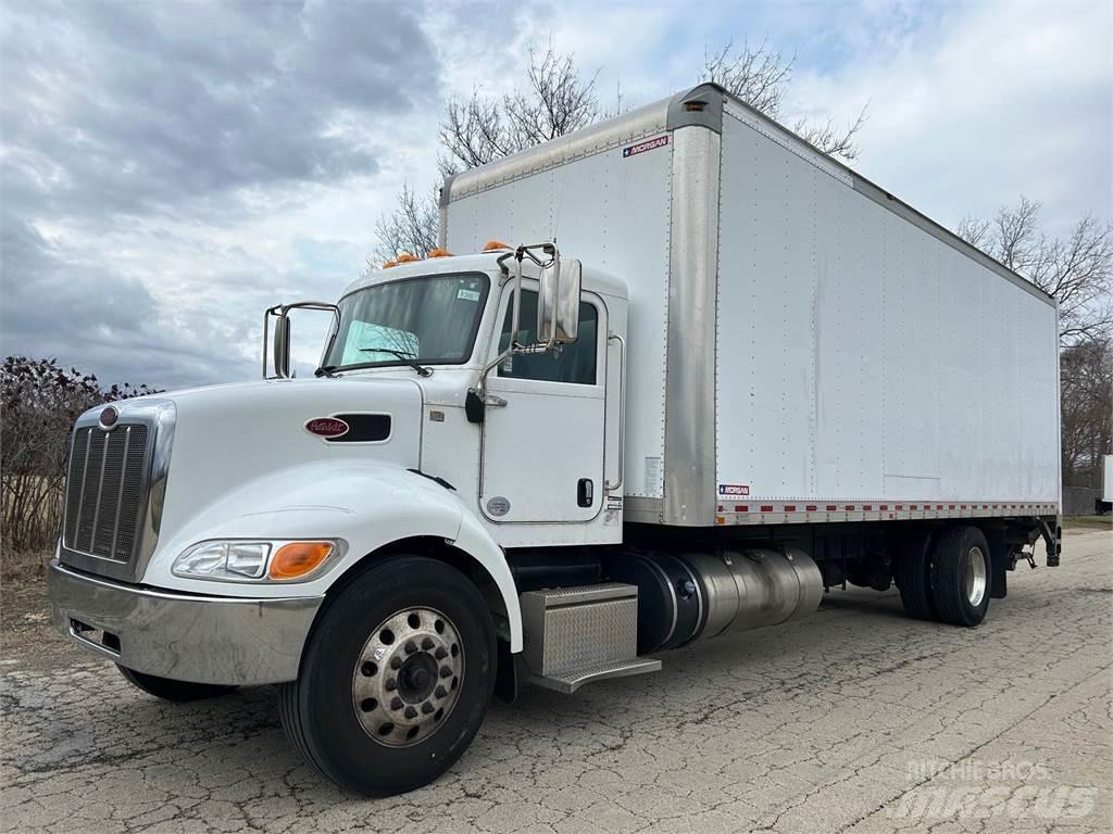 Peterbilt 337 Kofferaufbau