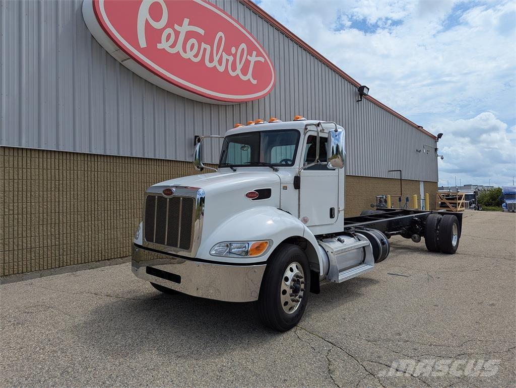 Peterbilt 337 Andere Fahrzeuge