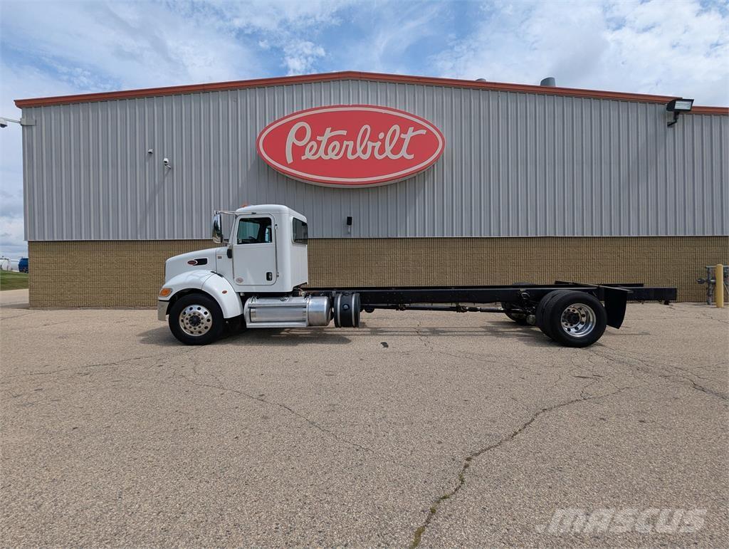 Peterbilt 337 Andere Fahrzeuge