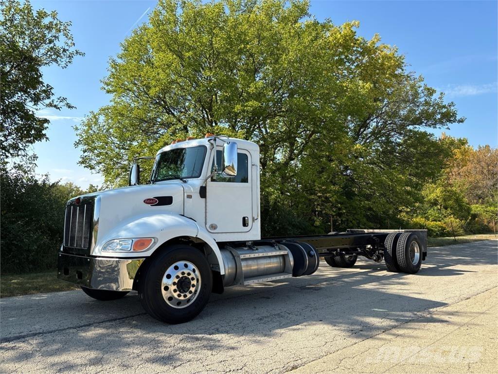 Peterbilt 337 Andere Fahrzeuge