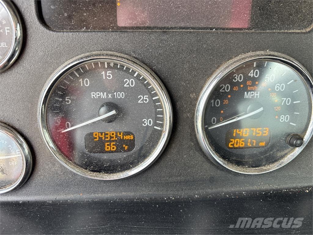 Peterbilt 337 Sattelzugmaschinen