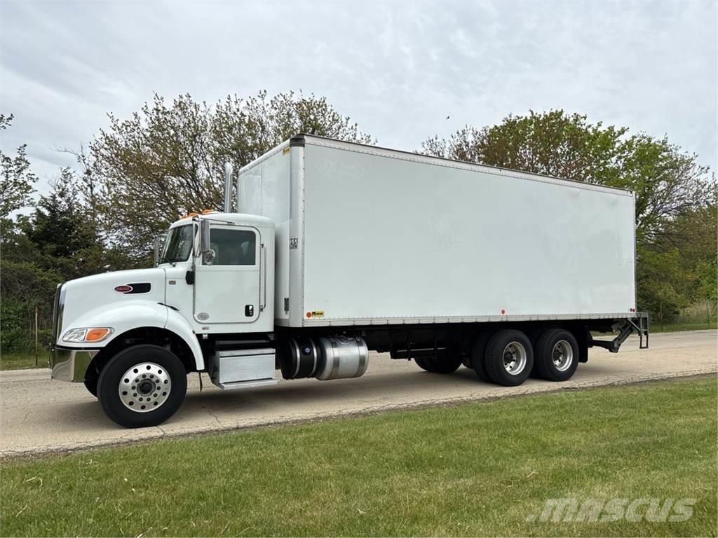 Peterbilt 348 Kofferaufbau
