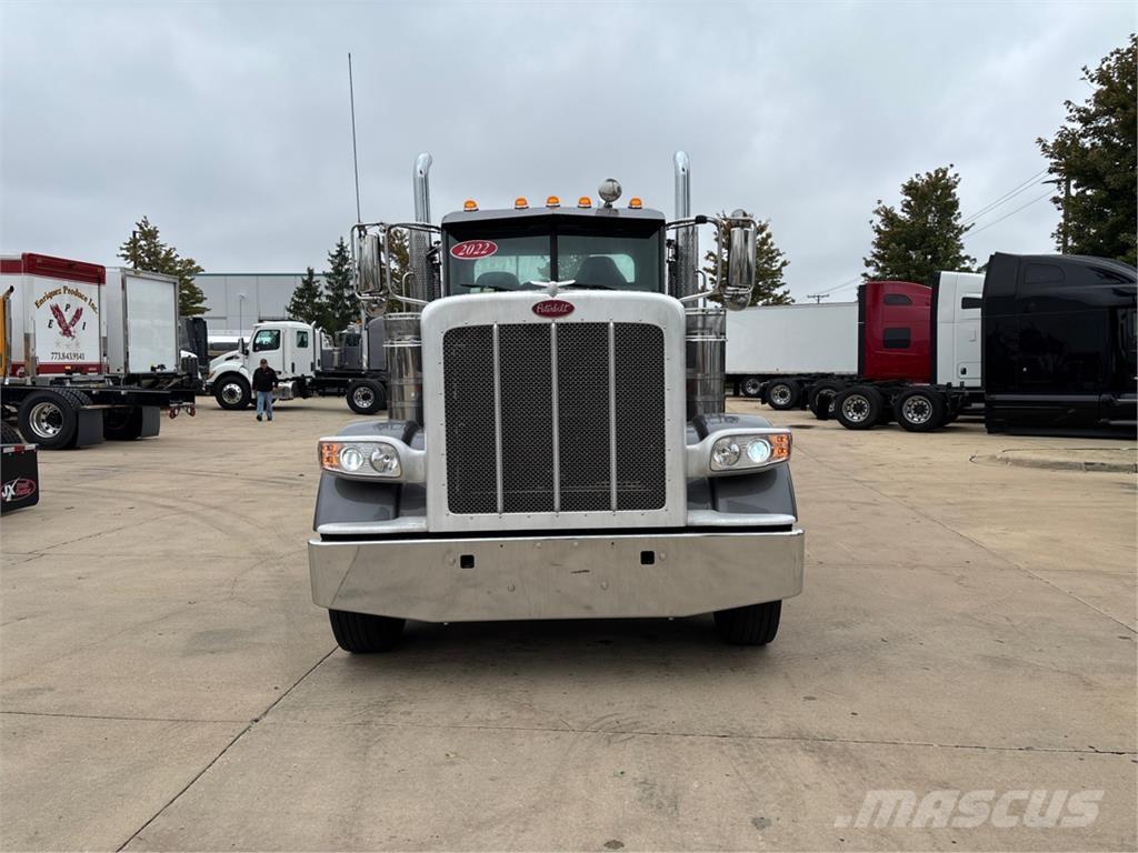 Peterbilt 389 Andere Fahrzeuge