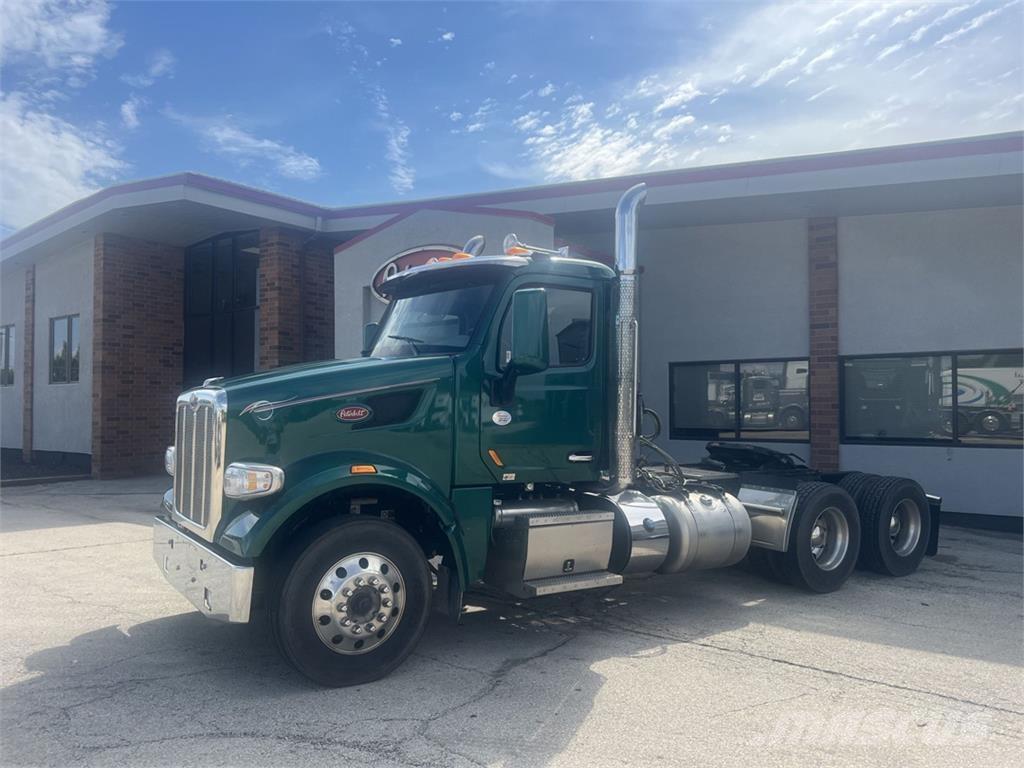Peterbilt 567 Andere Fahrzeuge