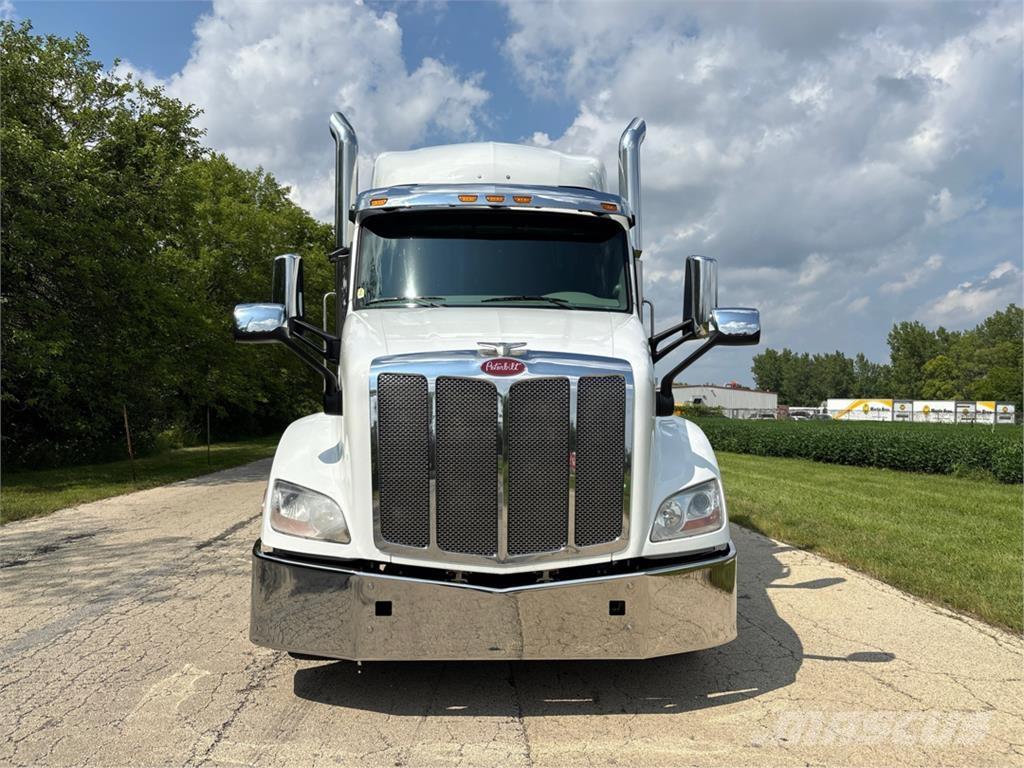 Peterbilt 579 Andere Fahrzeuge